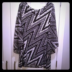 Valerie Stevens Tunic Top